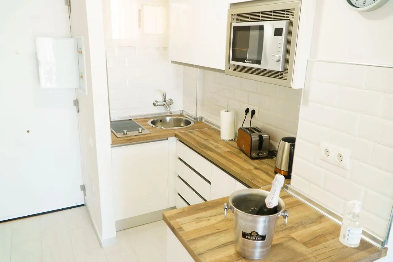 Apartamento Aguila Sea View Benalmádena 0*,